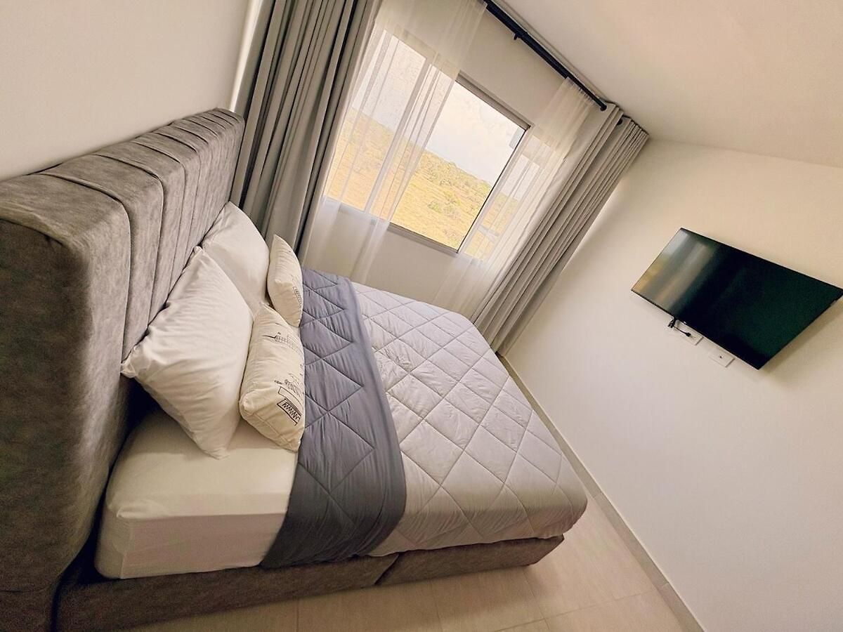 Apartamento Amplio Con Piscina En Serena Del Mar *