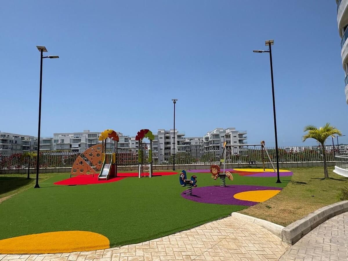 Apartamento Amplio Con Piscina En Serena Del Mar *